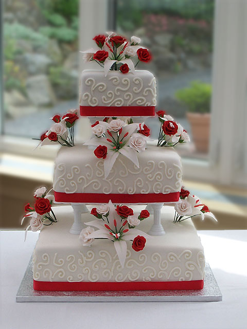 White And Red Square Wedding Cakes